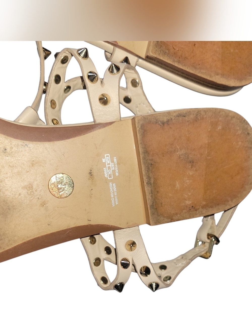 Zara Leather Women's Studded T-Strap Ankle Strap Thong Style Cream Sandals Sz 39 - Picture 7 of 8